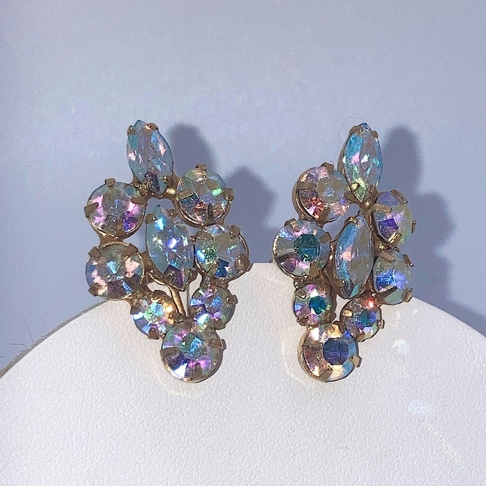 Vtg AB Aurora Borealis Crystal Marquis Shaped Screw Fasten Clip On Earrings 1.2”